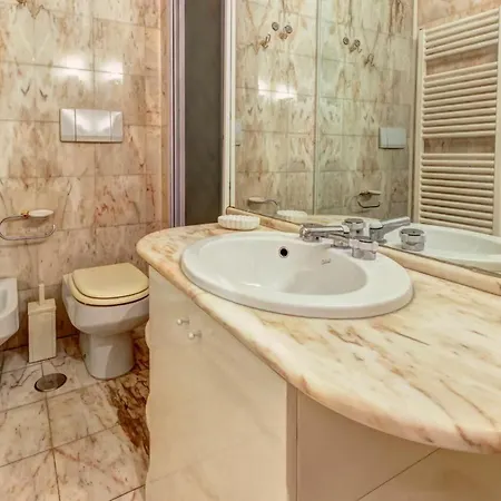 San Giovanni Comfort By Halldis Rome